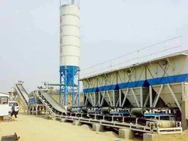 穩(wěn)定土拌和站設備需要定期清洗